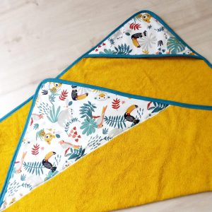 Cape de bain, papaya et éponge curry