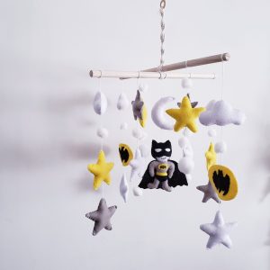 BAT Mobile pour bébé – (sur-mesure)