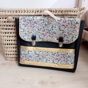 Cartable, simili marine et liberty betsy porcelaine