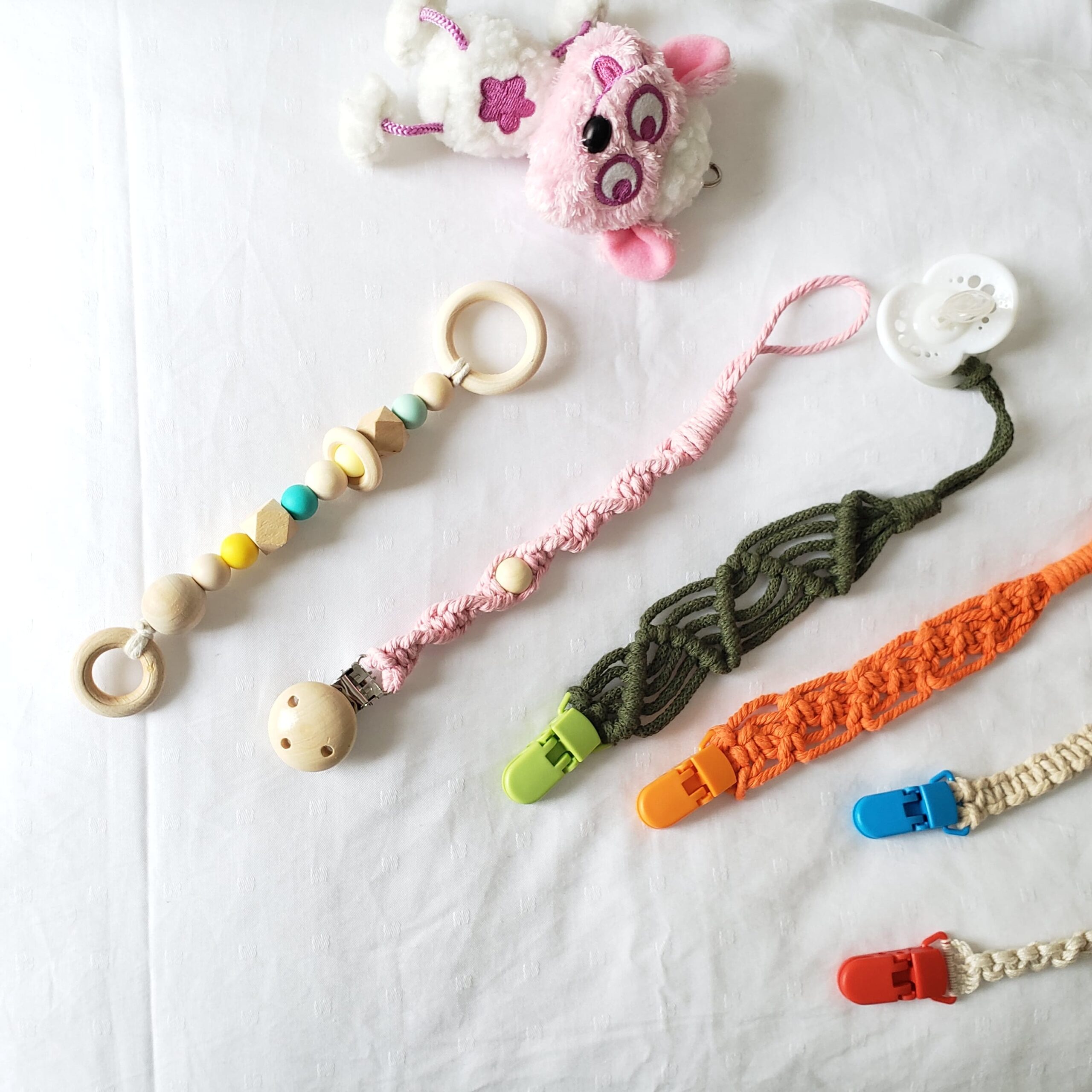 Ensemble Attache-tétine et Jeu de dentition – Image 2