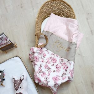 Couverture, faons et pivoines, rose pale et ficelle