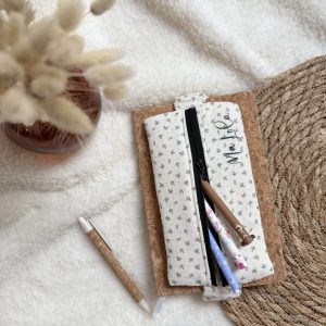 Trousse plate élastiquée, double gaze fleurette