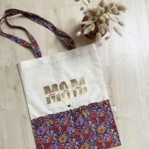 Tote bag, liberty maedow song cassis
