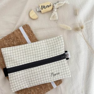 Trousse plate élastiquée, double gaze quadrillé fond écru