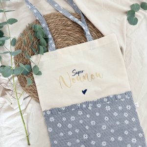 Tote bag, marguerites brodées sur marinière