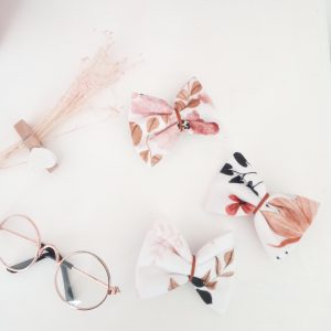 Barrette, fleuri rose et camel