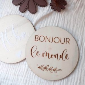 Carte en bois personnalisable, Bonjour le monde