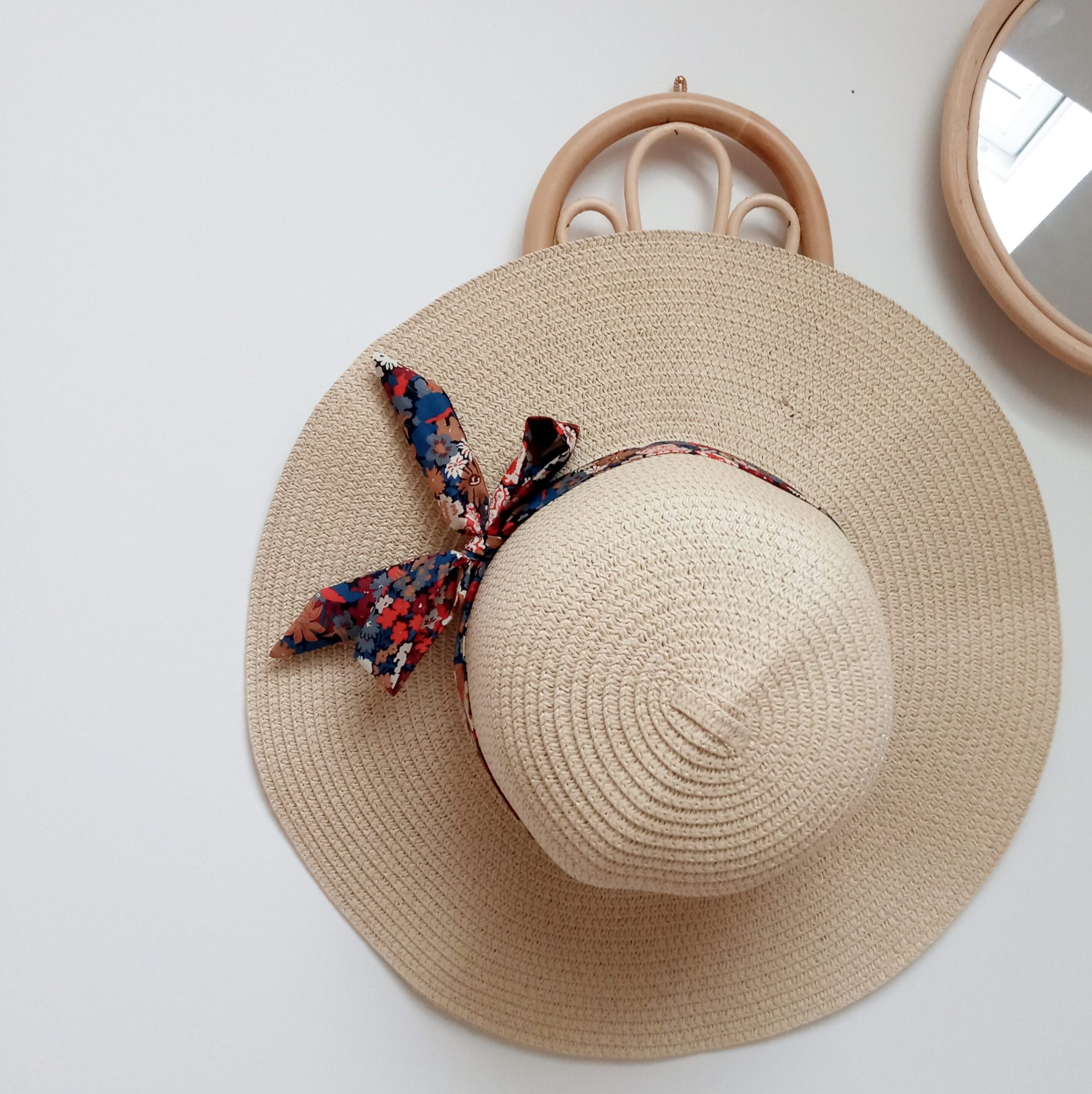 Capeline, beige et liberty thorpe burnt