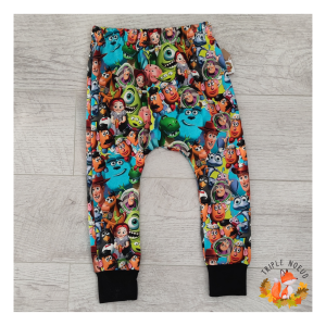 Sarouel ajusté Les jouets 18/24 mois