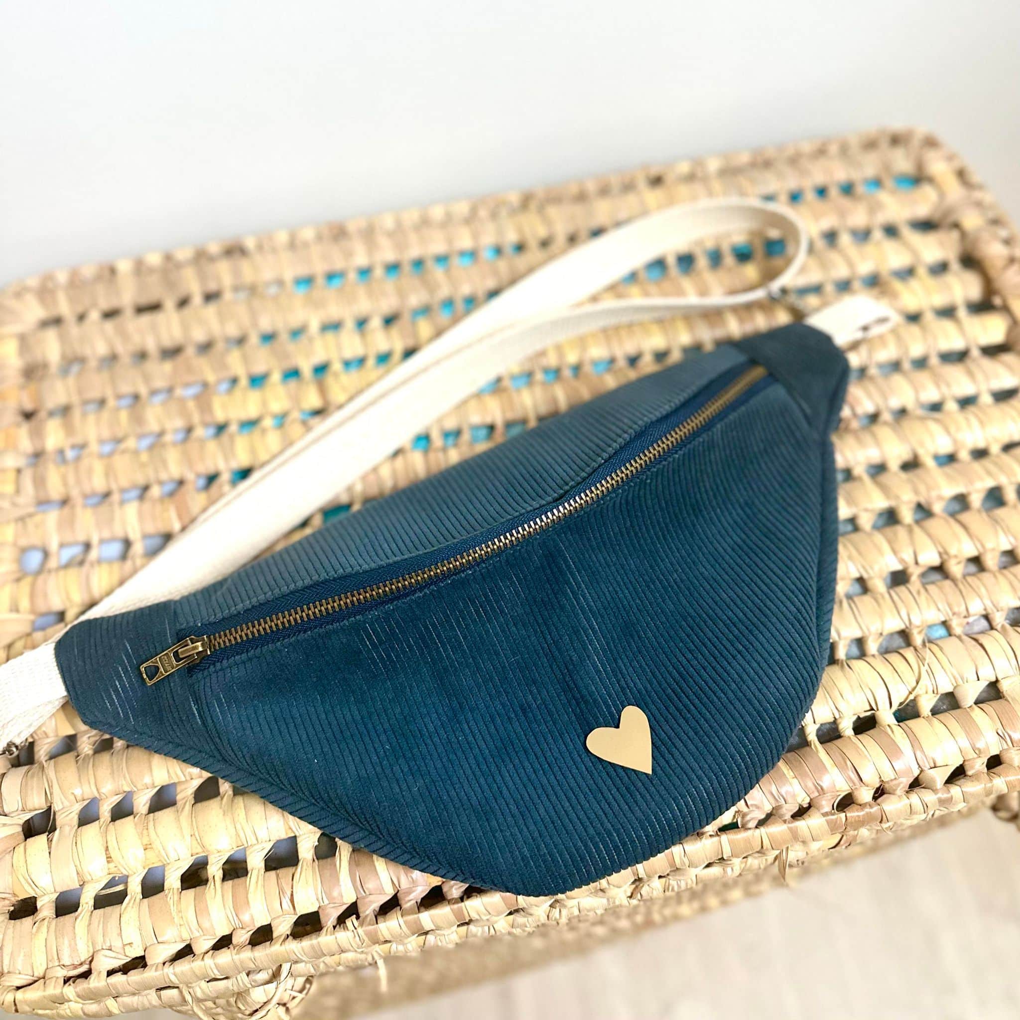 Sac banane, velours marine, liberty primrose, sangle crème – Image 4