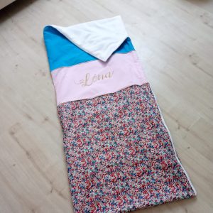 Sac de couchage, liberty wiltshire rouge, uni bleu et rose pâle