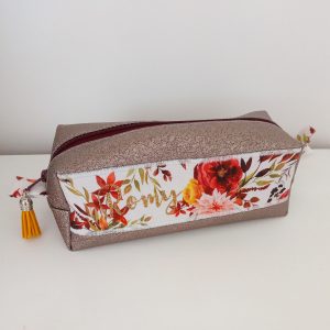 Trousse à crayon simple, simili martelé bronze et fleurs d&rsquo;automne